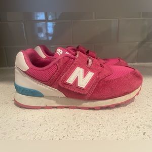 Girls Size 1 New Balance 574